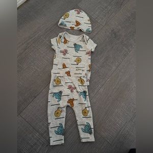 Winnie the Pooh set 0-3 months